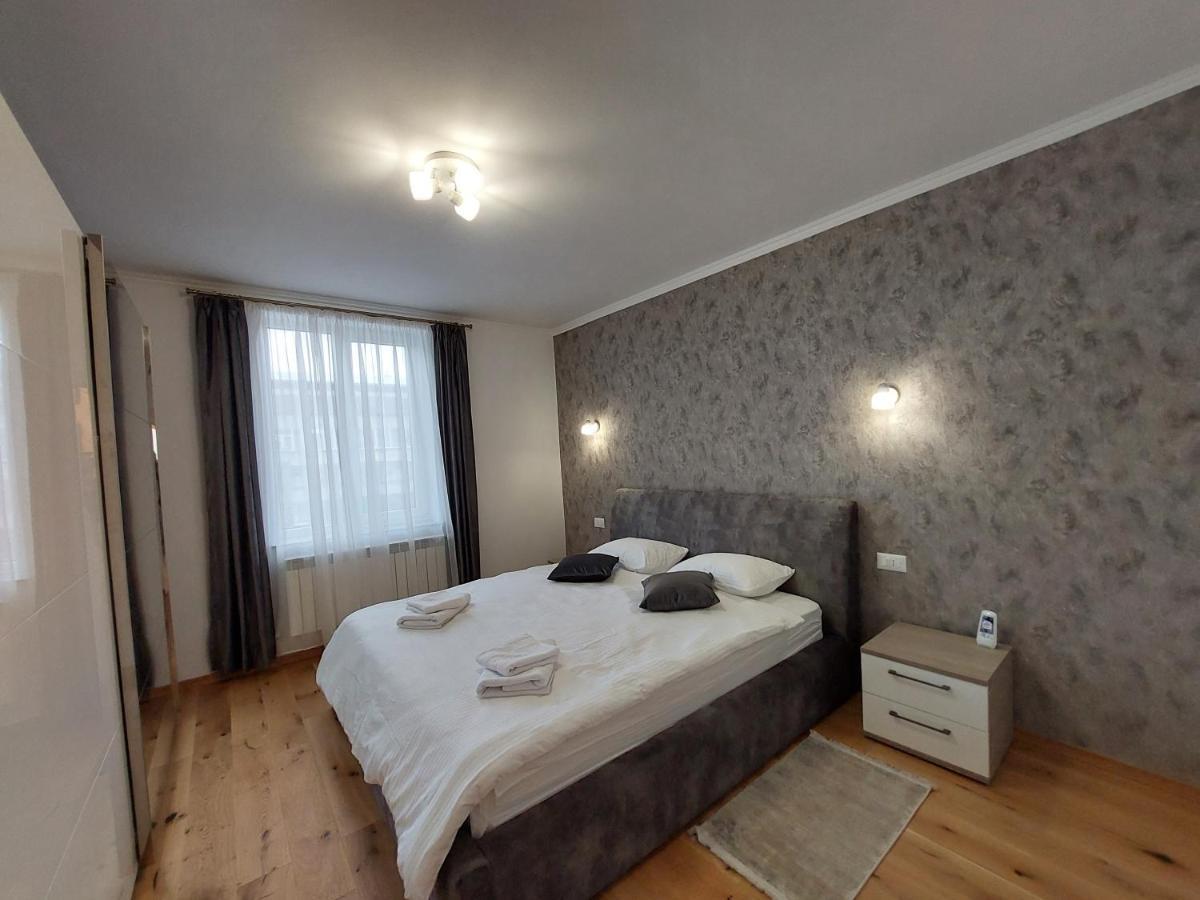 Trandafirului Residence Central Suceava Exterior photo