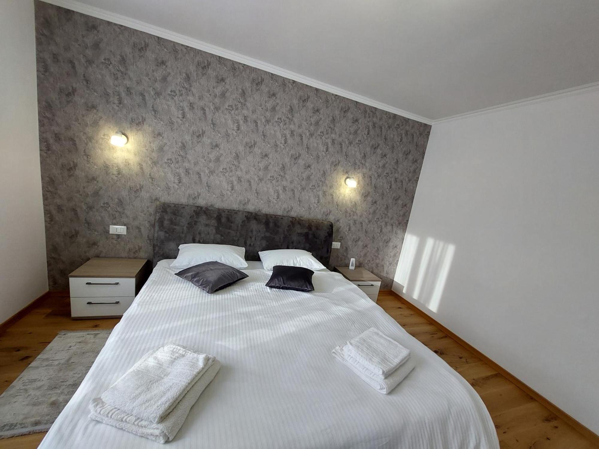 Trandafirului Residence Central Suceava Exterior photo
